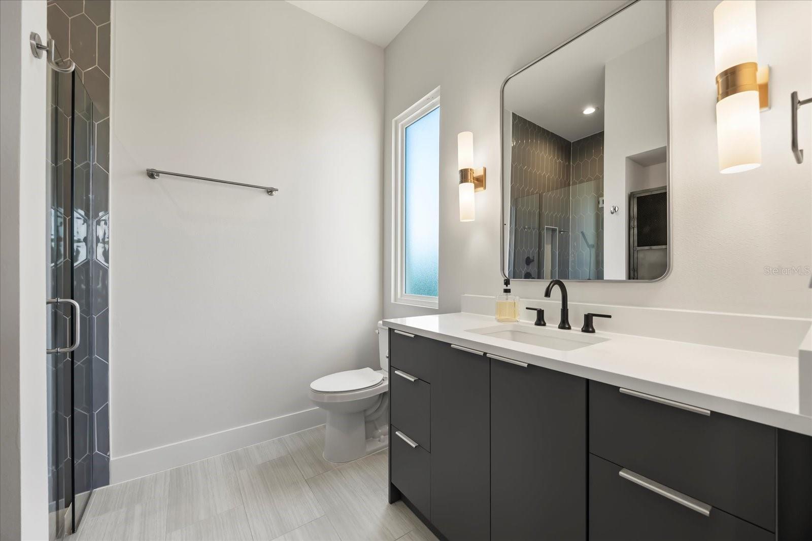 LAKE SPIER XING - Residential