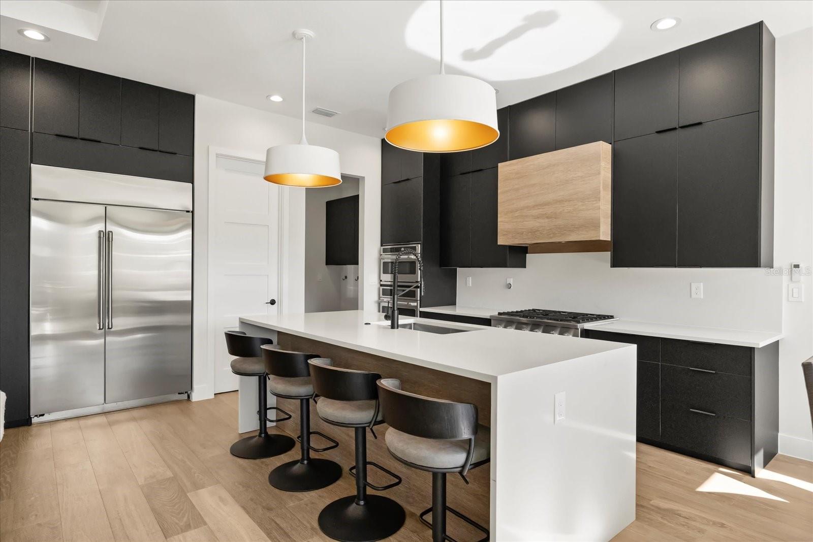 LAKE SPIER XING - Residential