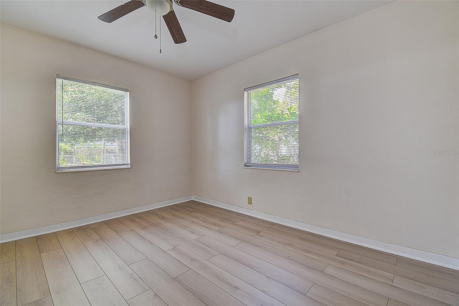 CLEAR VISTA - Residential