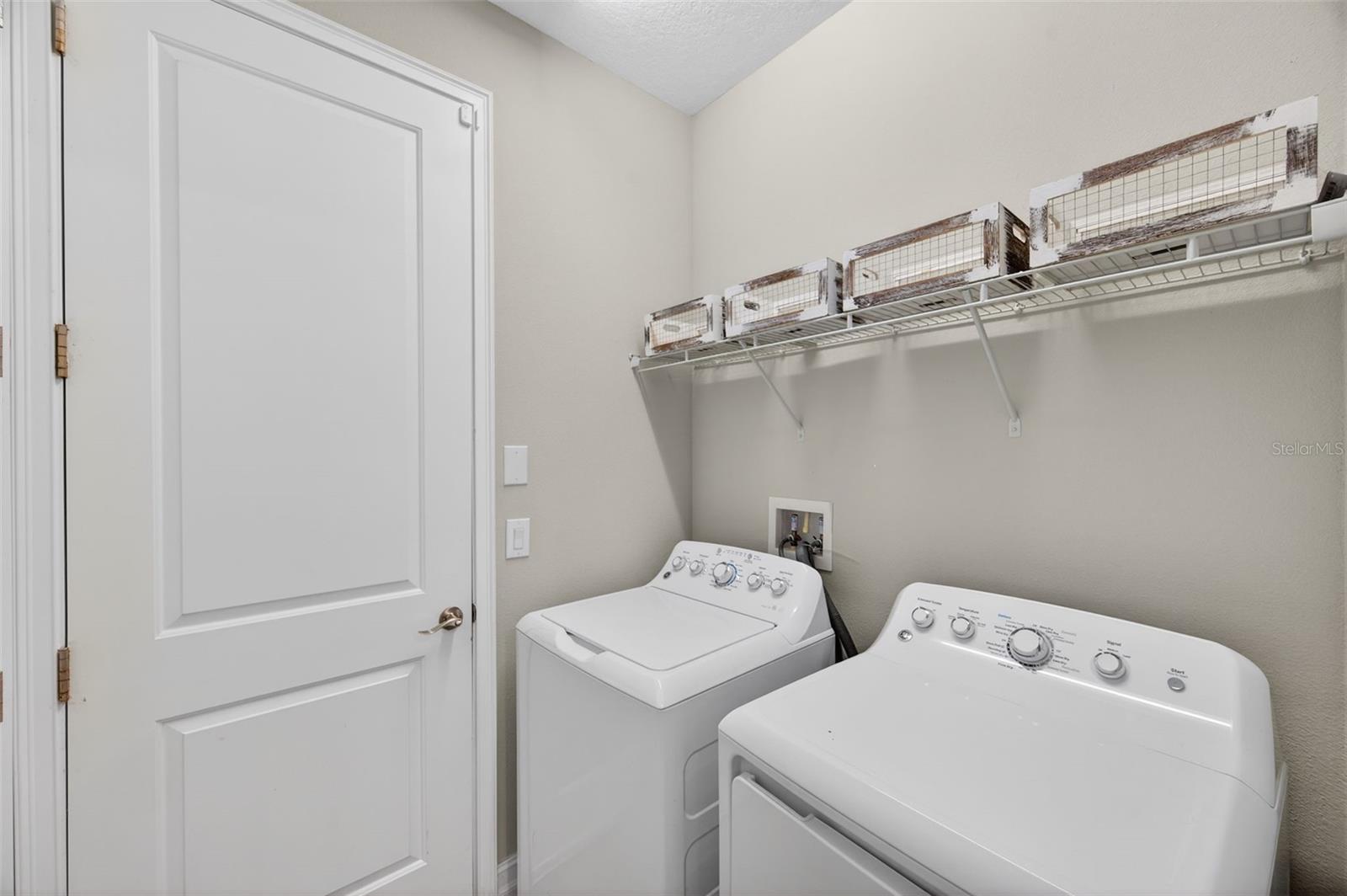 ESTANCIA AT WIREGRASS - Residential