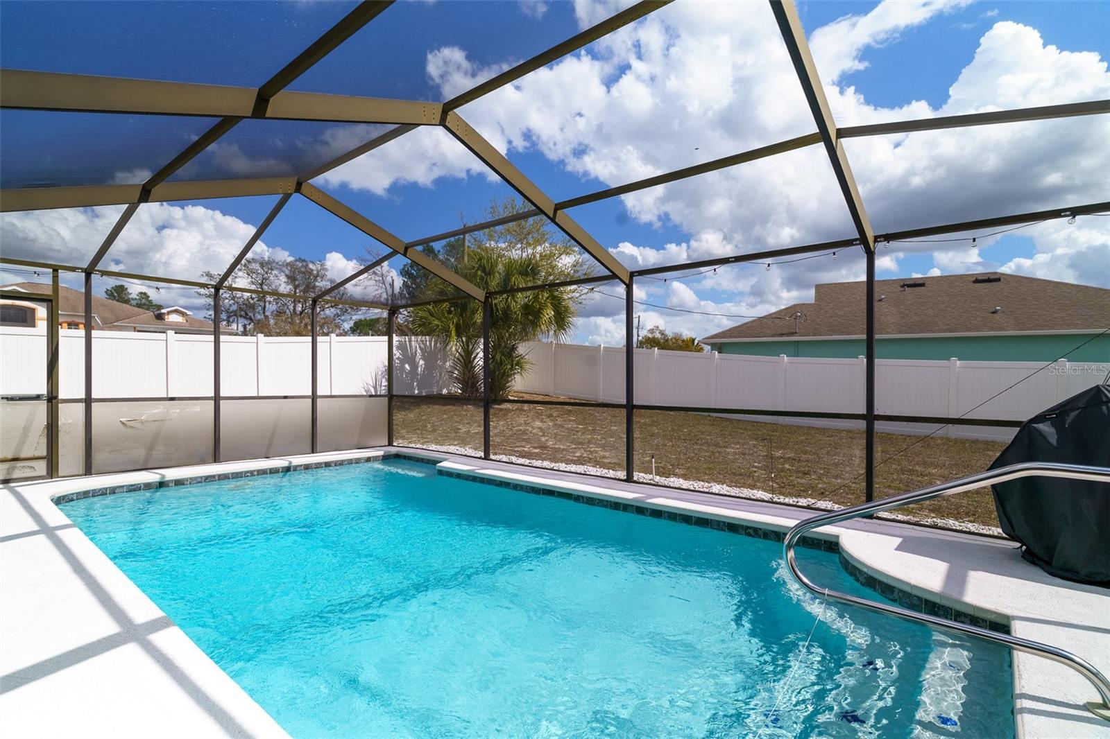 SPRING HILL UNIT 13 - Residential