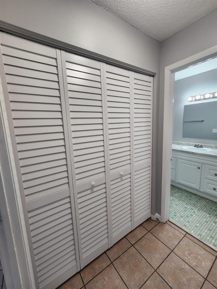 EASTWOOD TERRACE 3RD ADD - Residential Lease