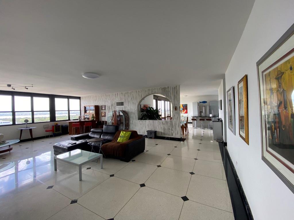 OCEAN TOWER 5757 - Residential