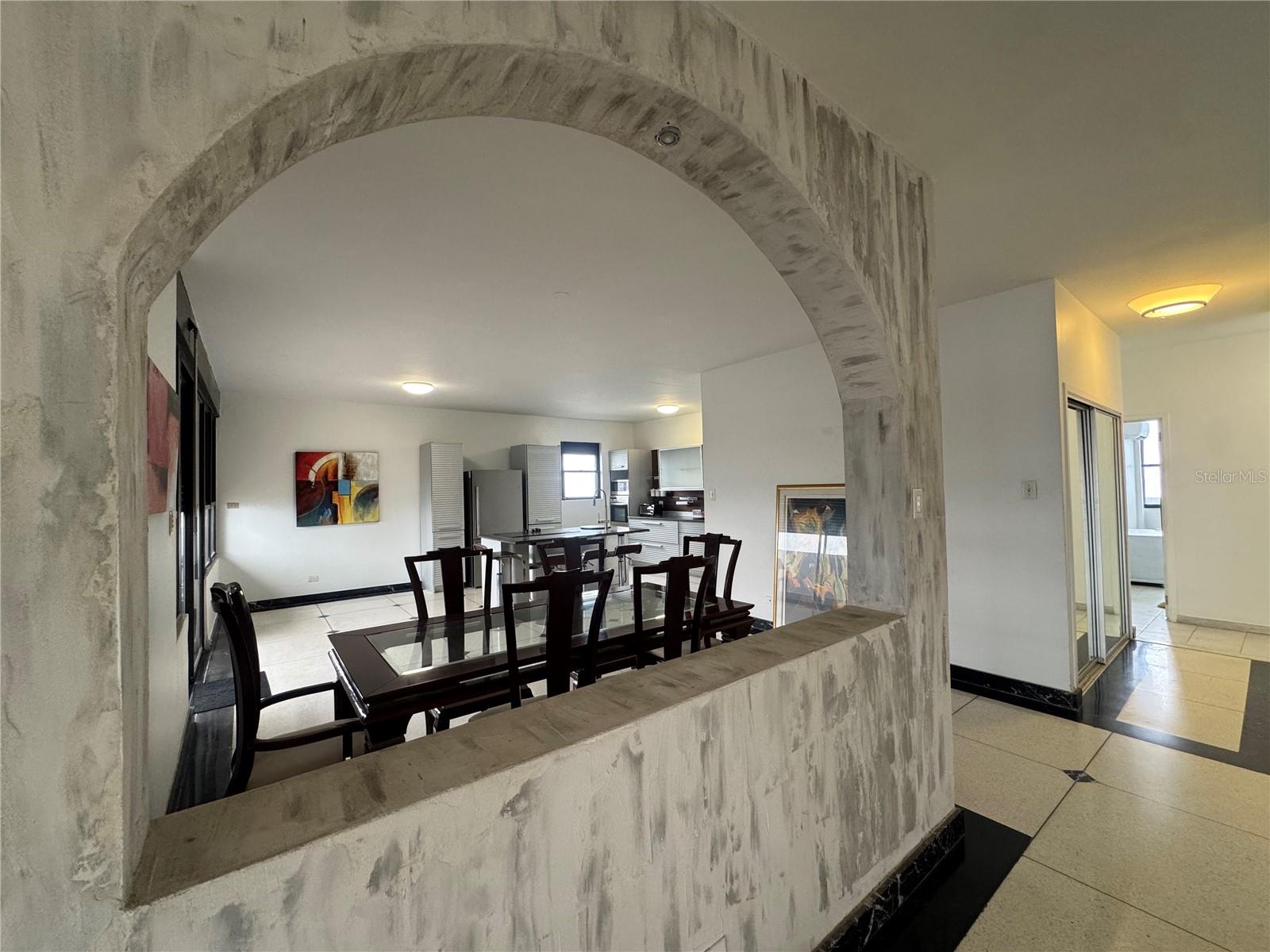 OCEAN TOWER 5757 - Residential