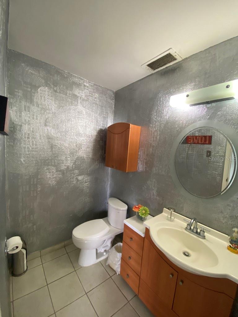 OCEAN TOWER 5757 - Residential