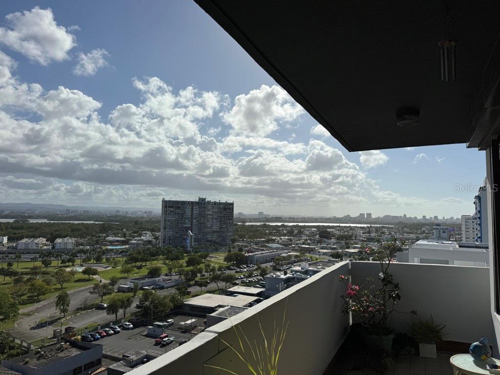 OCEAN TOWER 5757 - Residential