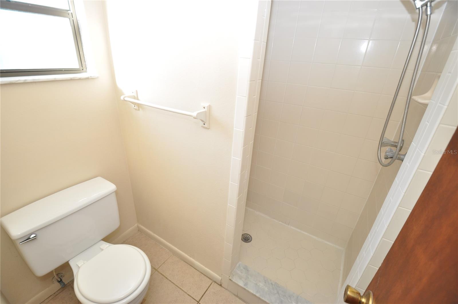 LAKE GIBSON VILLAS PH 03-C - Residential Lease