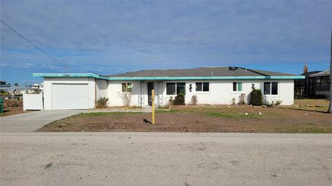 A home in ENGLEWOOD