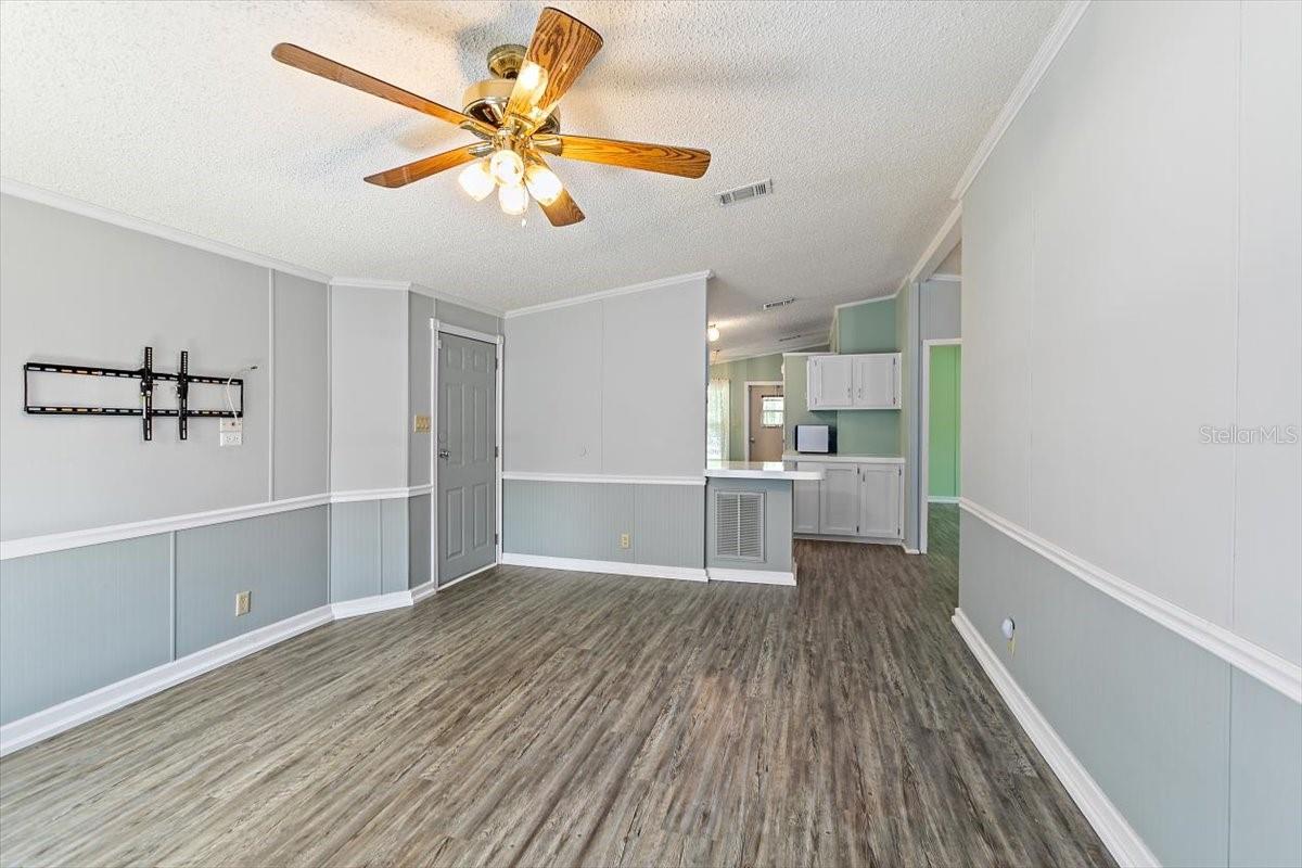 118 FRONTIER DRIVE