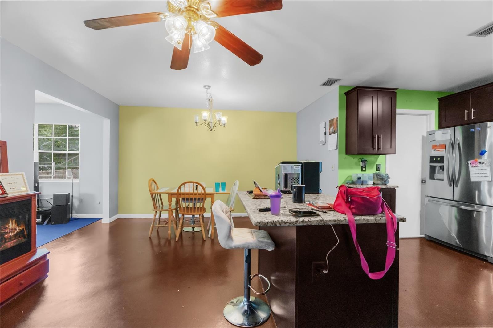 SPRING HILL - Residential