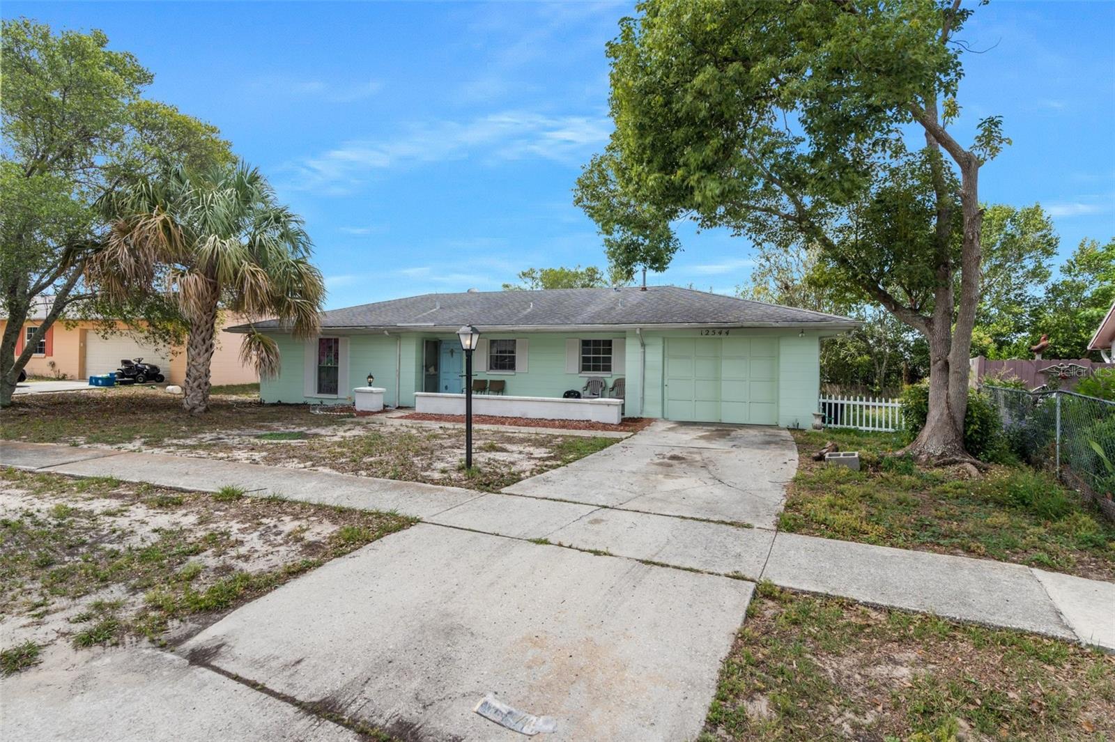 SPRING HILL - Residential