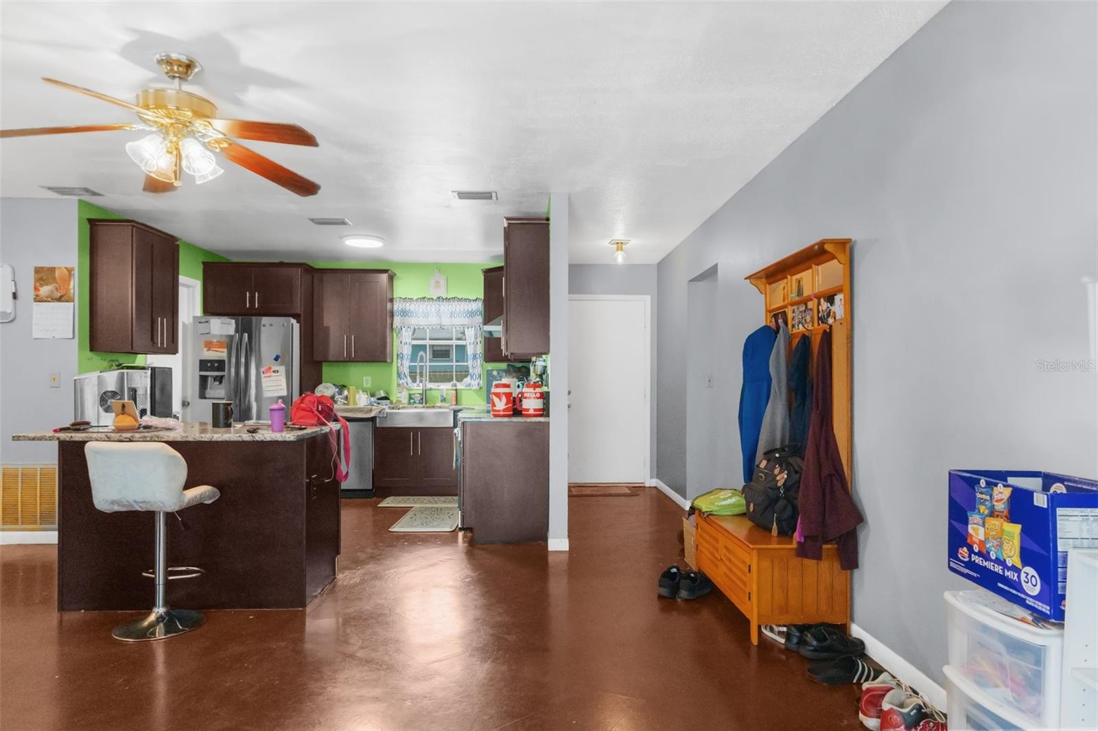 SPRING HILL - Residential