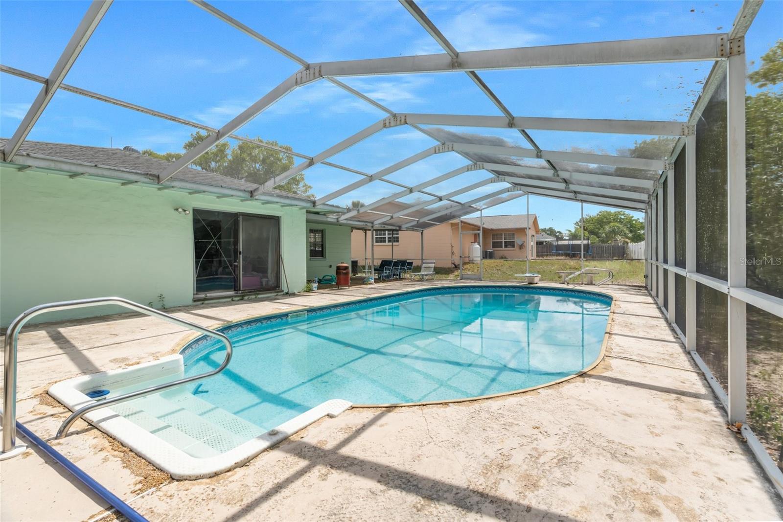 SPRING HILL - Residential