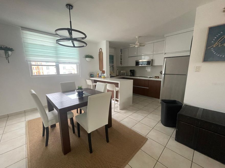 Excellent apartment located in La Loma, Fajardo, within a quiet and secure community. This second-floor unit is fully remodeled and furnished, offering a comfortable and functional layout. The property features 3 bedrooms, 2 bathrooms, a spacious living area, functional kitchen, dining area, laundry area, and a private balcony, ideal for relaxation.

The condominium offers 24/7 controlled access and outstanding amenities, including a swimming pool, gazebo, fitness center, basketball and tennis courts, walking trails, and panoramic views.The property is currently leased to a corporate tenant, generating immediate rental income. The lease may be continued, with reliable and established tenants, making this an excellent investment opportunity.

Its strategic location provides easy access to Las Croabas, Fajardo and Luquillo beaches, shopping centers, movie theaters, restaurants, and hospitals—offering the perfect balance of privacy, convenience, and income potential.