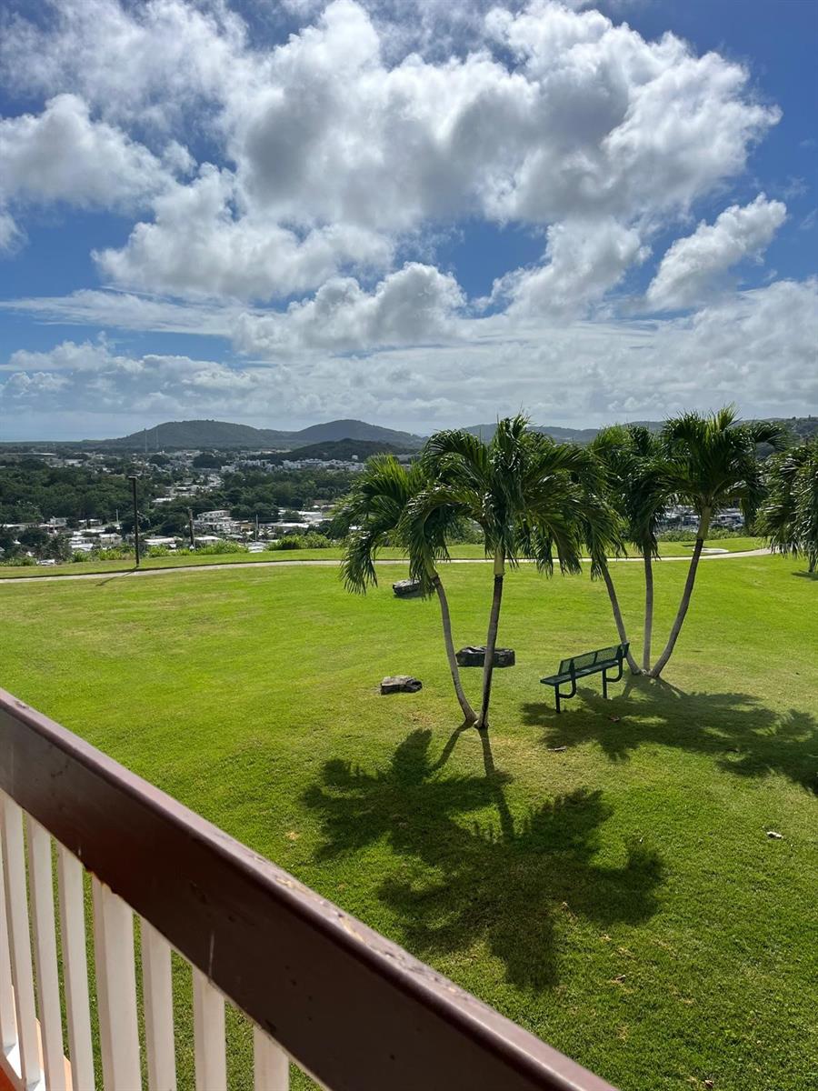 COND LA LOMA DE FAJARDO - Residential