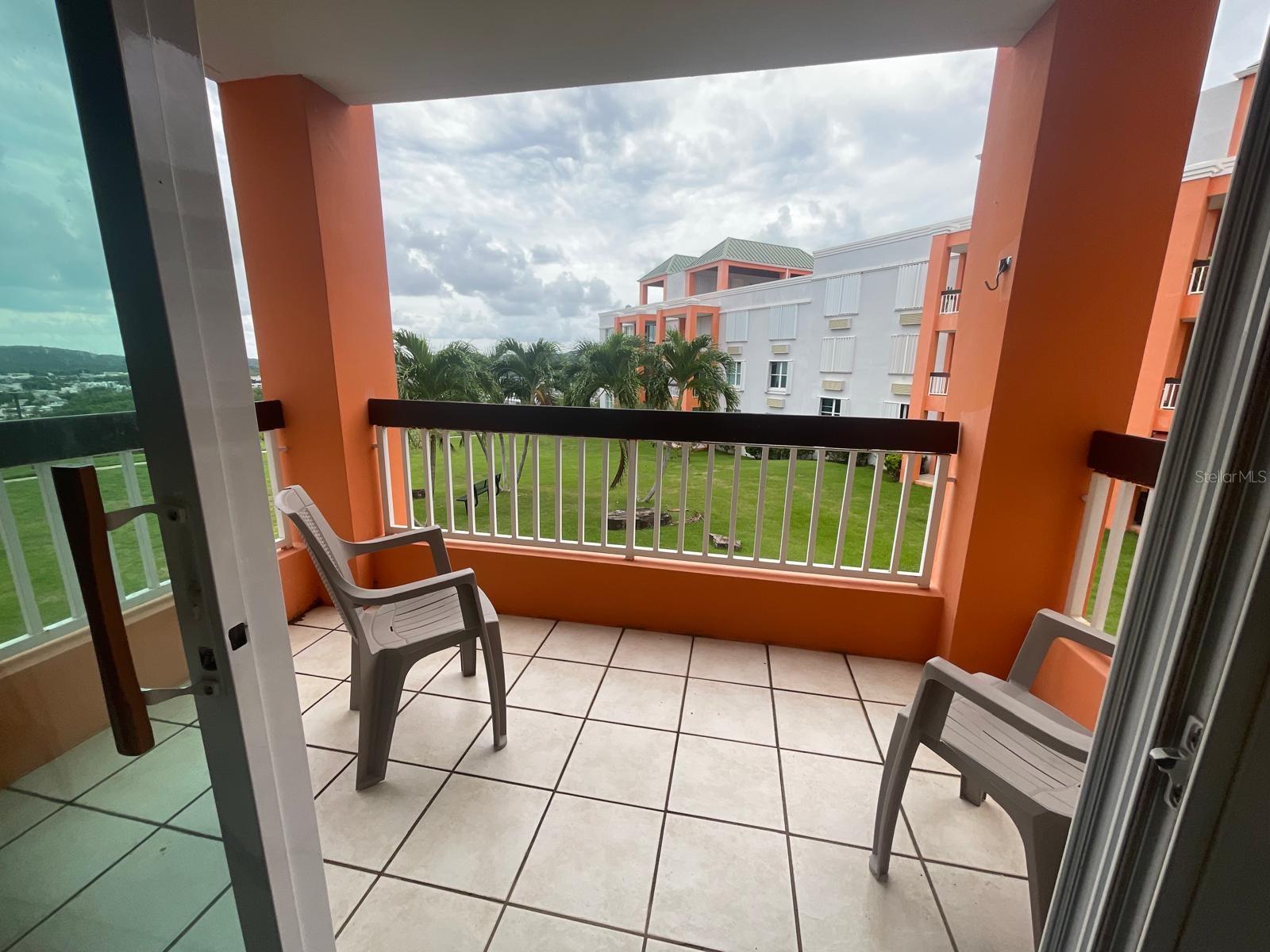 COND LA LOMA DE FAJARDO - Residential