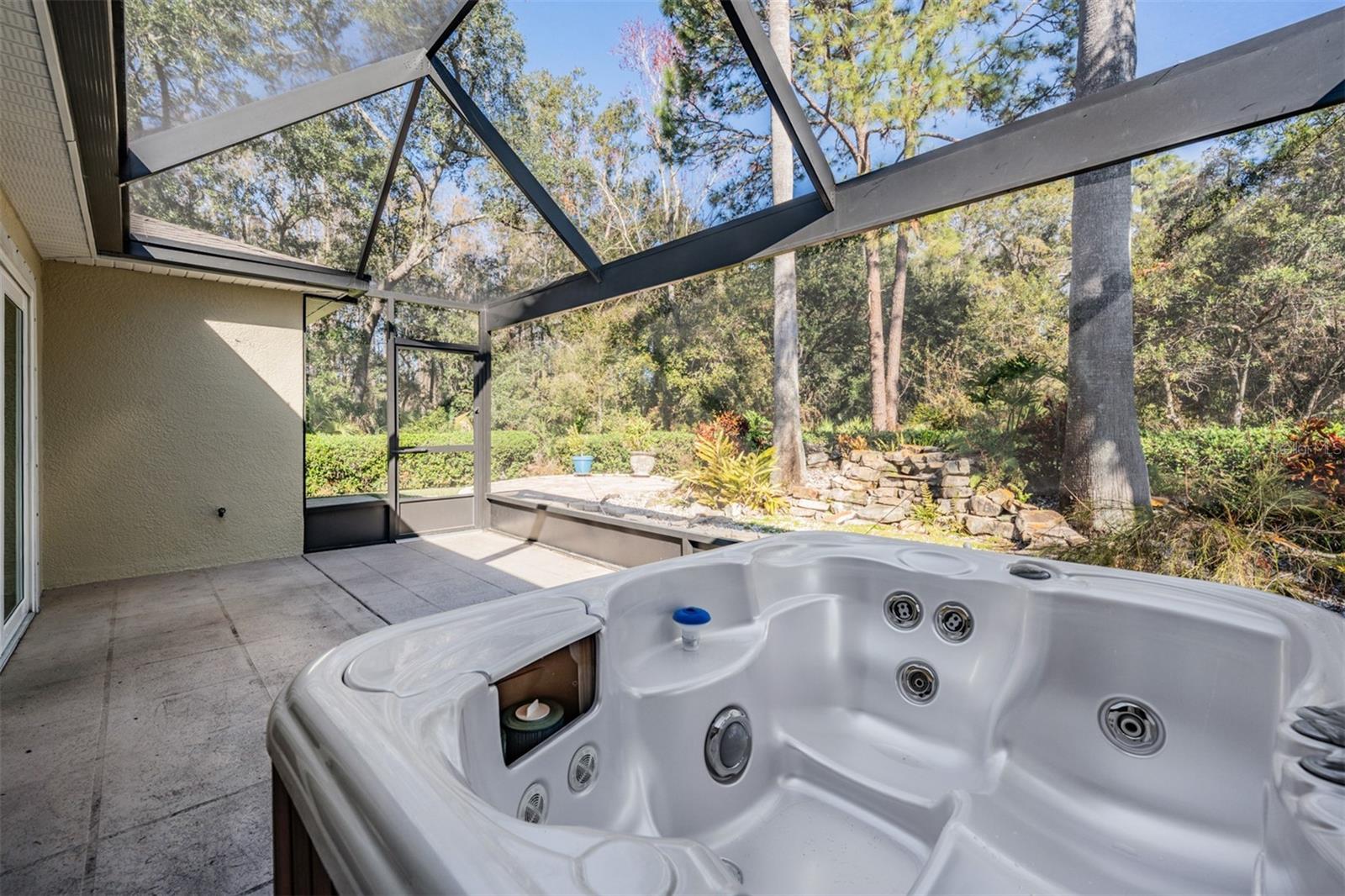 TAMPA BAY GOLF AND TENNIS CLUB - Residential