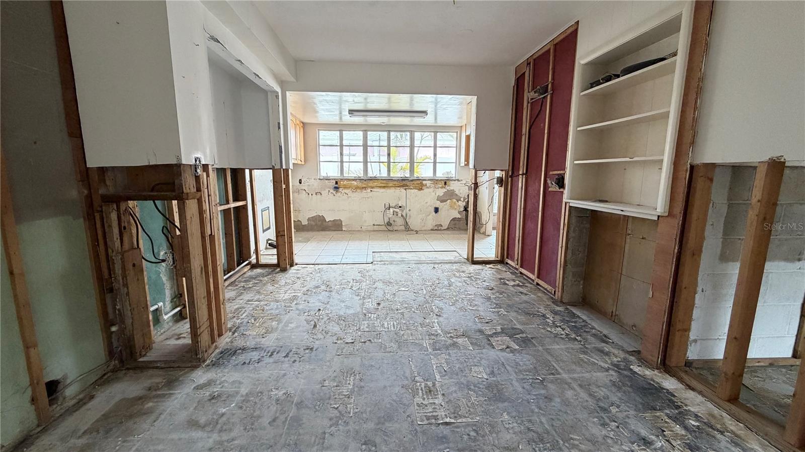 HOLMES BEACH DEV 3RD UNIT - Residential