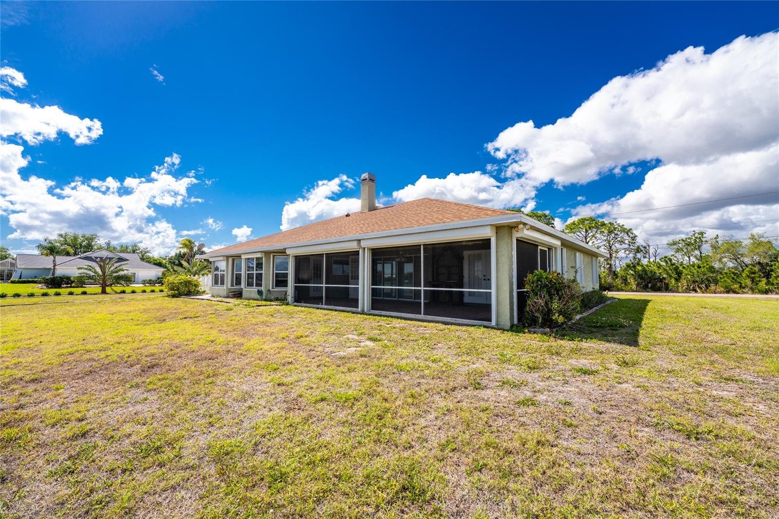 CASA DE MEADOWS - Residential