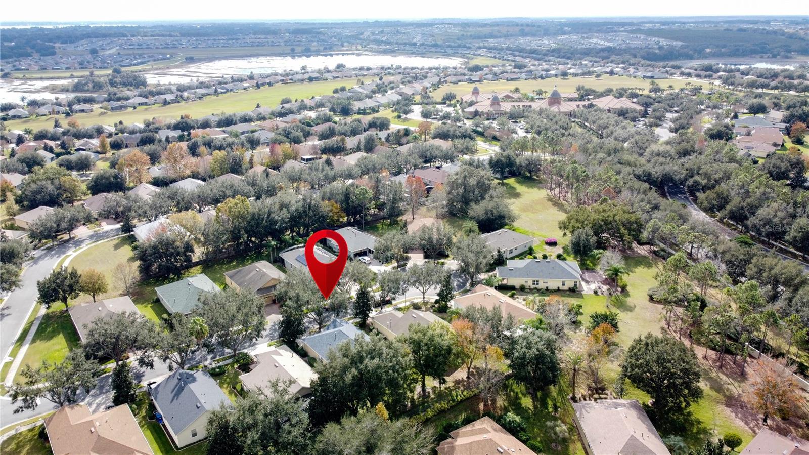 CASCADES OF GROVELAND (TRILOGY) - Residential