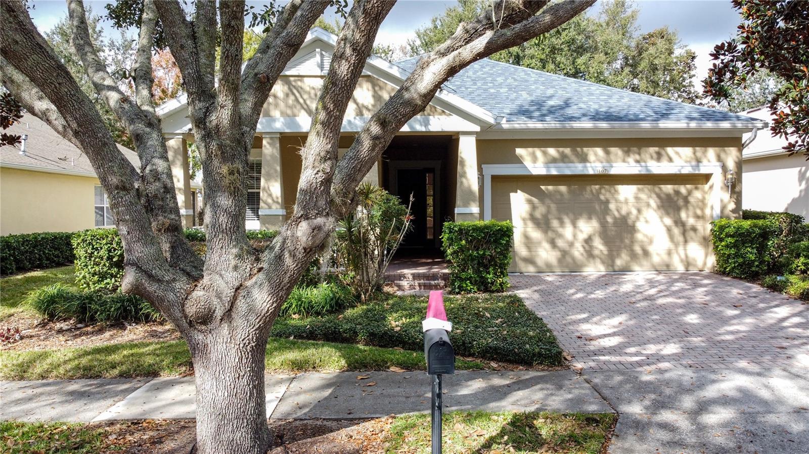 CASCADES OF GROVELAND (TRILOGY) - Residential