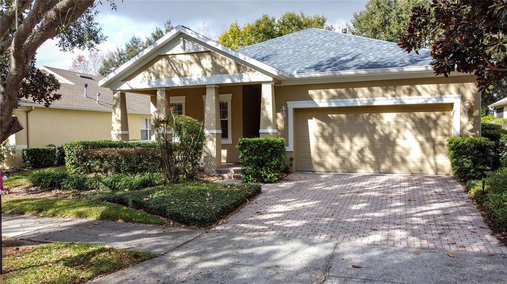 Photo of 107 Crescent Moon Drive, Groveland, FL 34736 (MLS # G5106025)