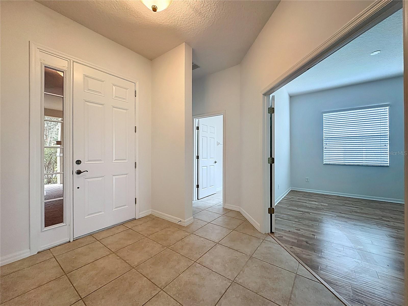 CASCADES OF GROVELAND (TRILOGY) - Residential