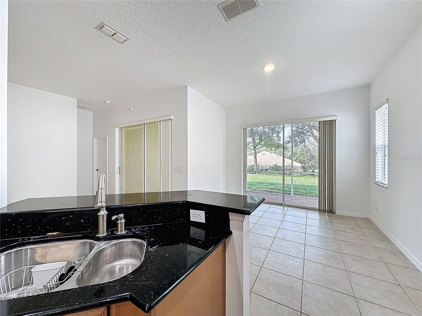 CASCADES OF GROVELAND (TRILOGY) - Residential