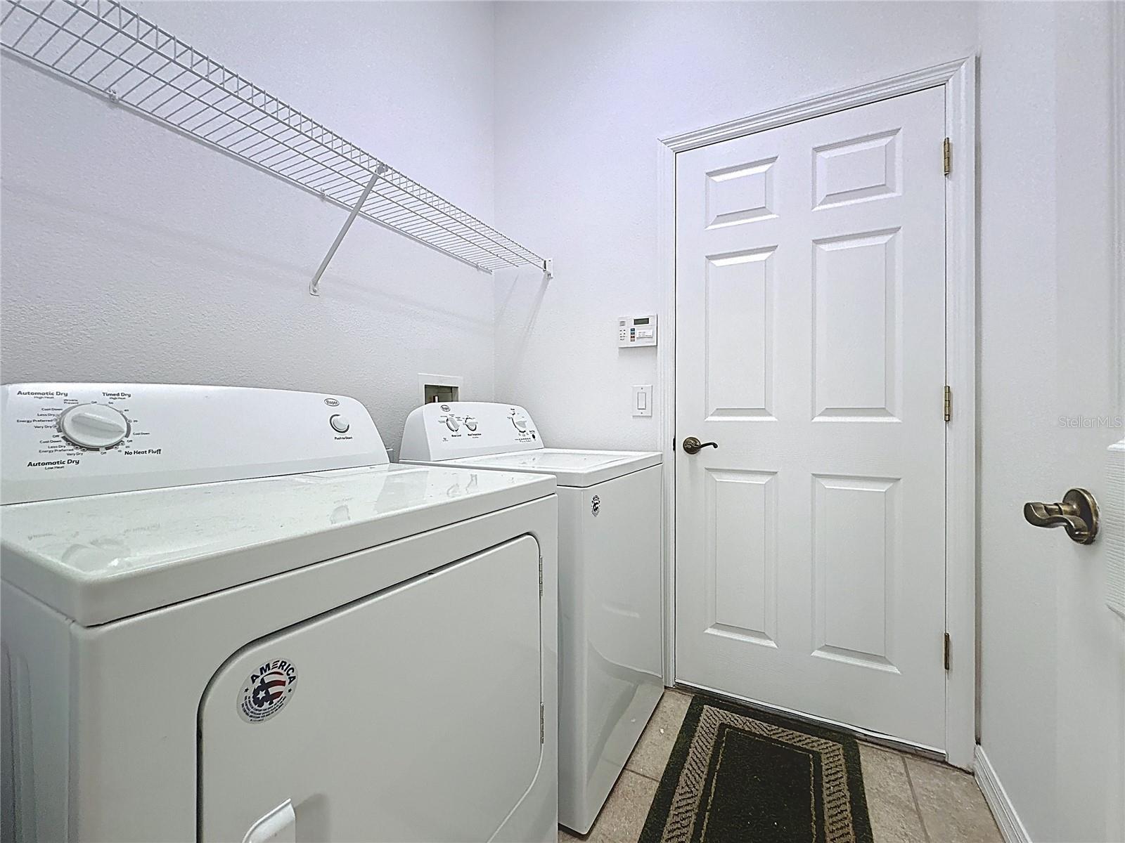 CASCADES OF GROVELAND (TRILOGY) - Residential