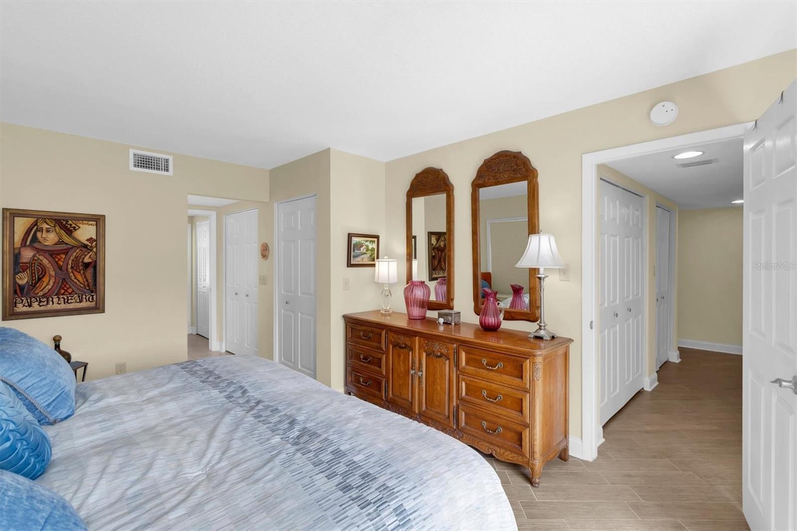 FAIRWAY VILLAS AT BARDMOOR - Residential