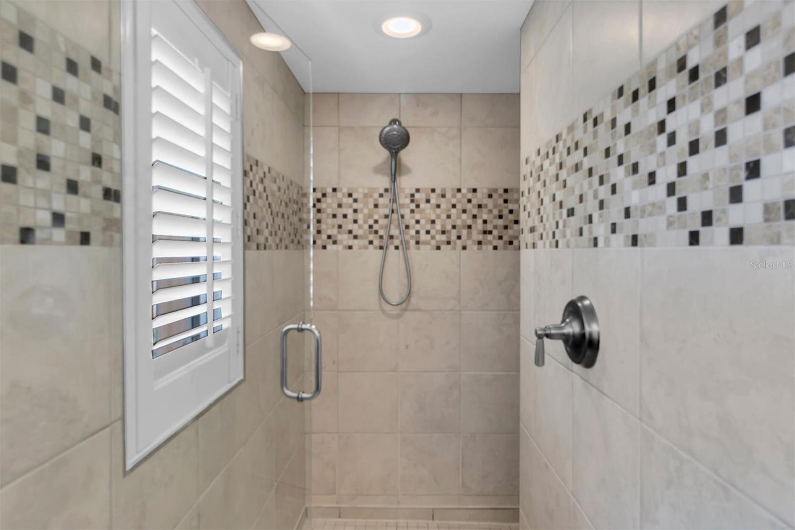 FAIRWAY VILLAS AT BARDMOOR - Residential