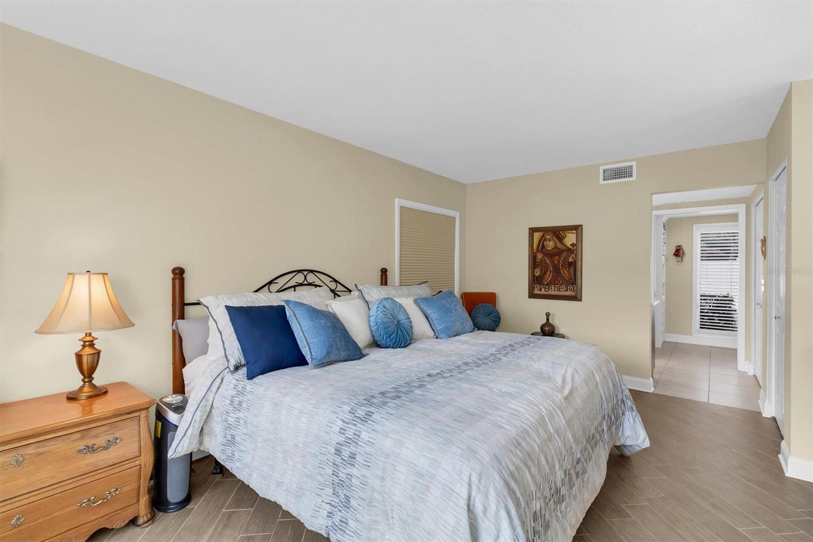 FAIRWAY VILLAS AT BARDMOOR - Residential