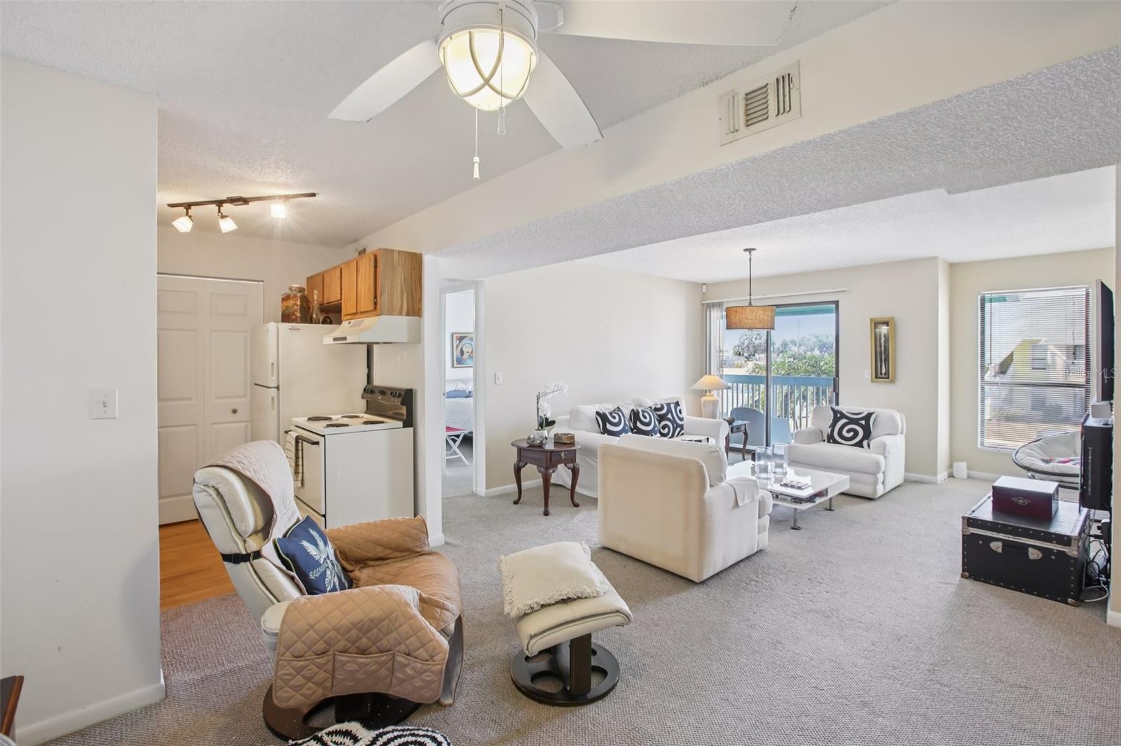 HARBOR CLUB CONDO - Residential