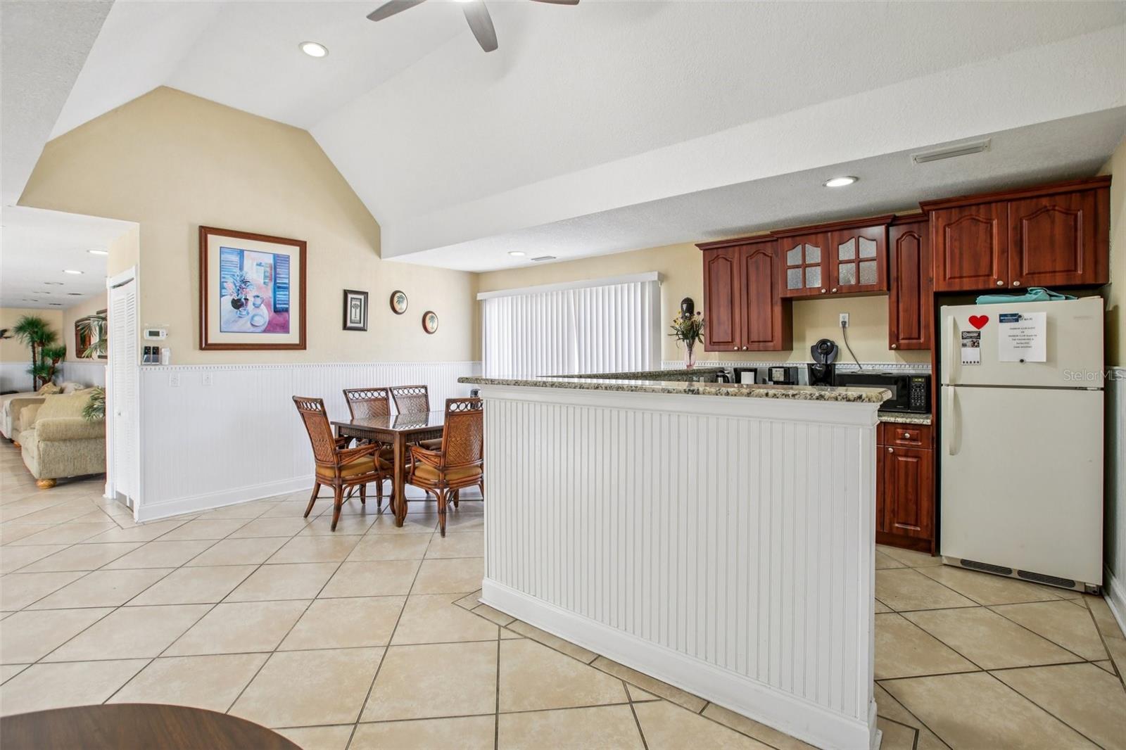 HARBOR CLUB CONDO - Residential