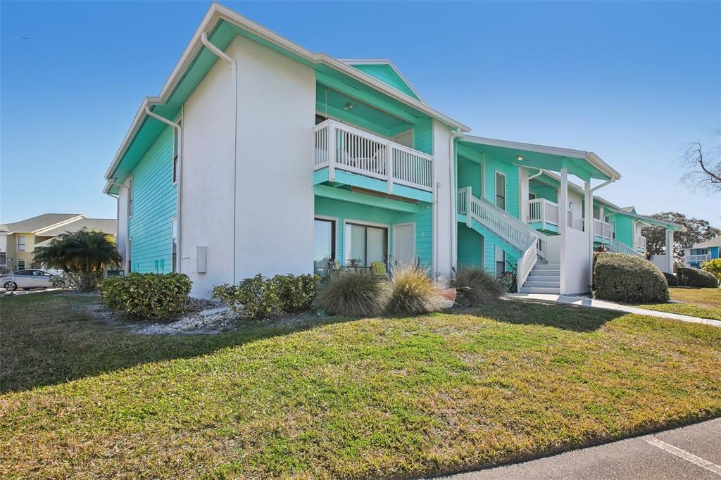 Photo of 455 Alt 19 S #42, Palm Harbor, FL 34683 (MLS # TB8468572)