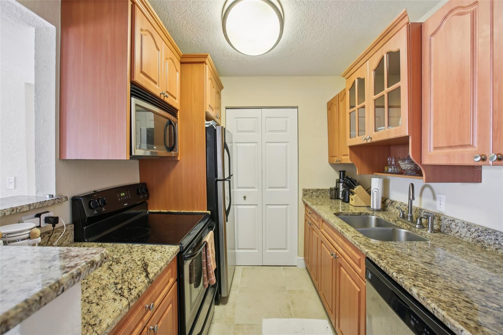 HARBOR CLUB CONDO - Residential