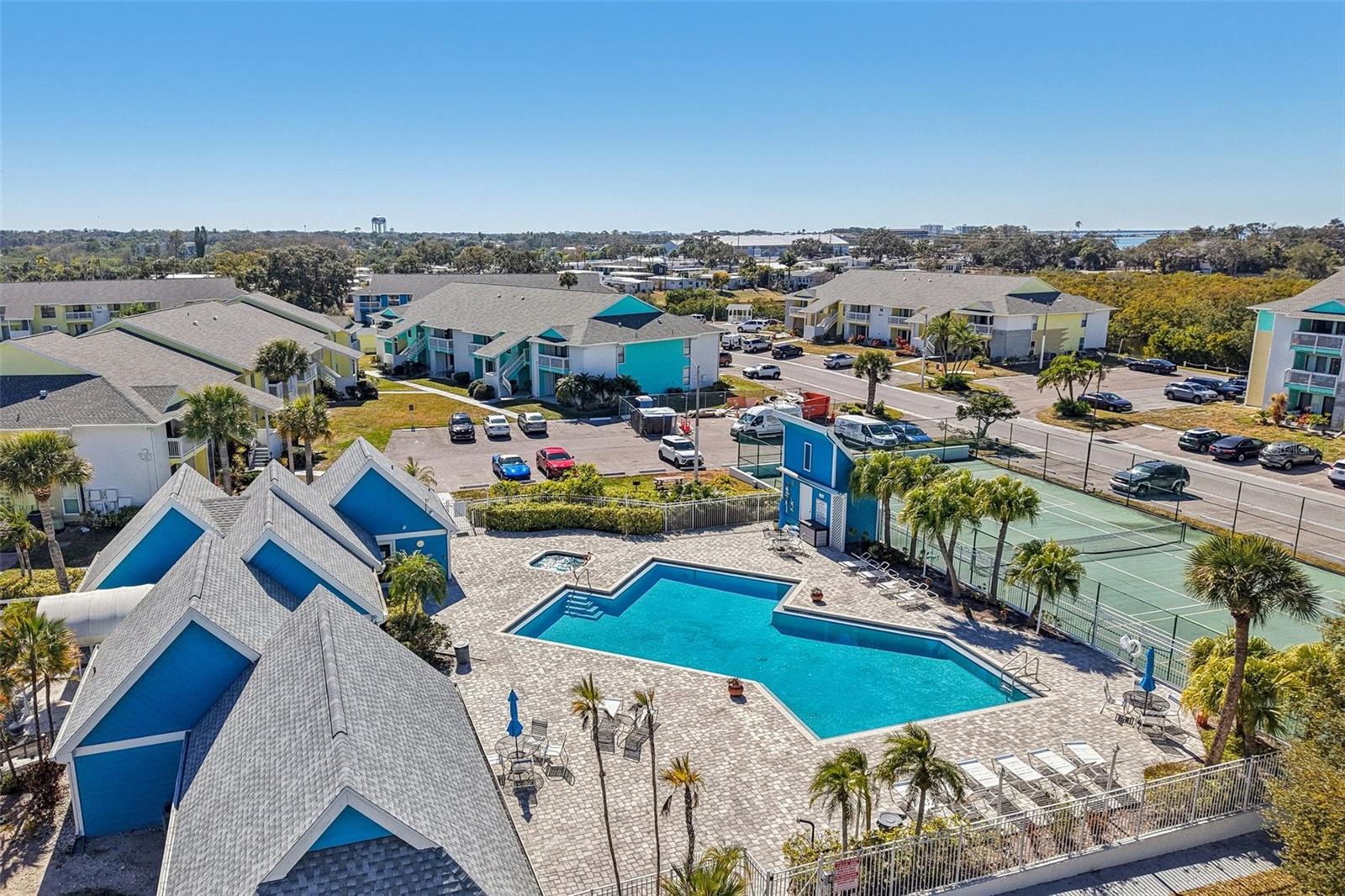 HARBOR CLUB CONDO - Residential