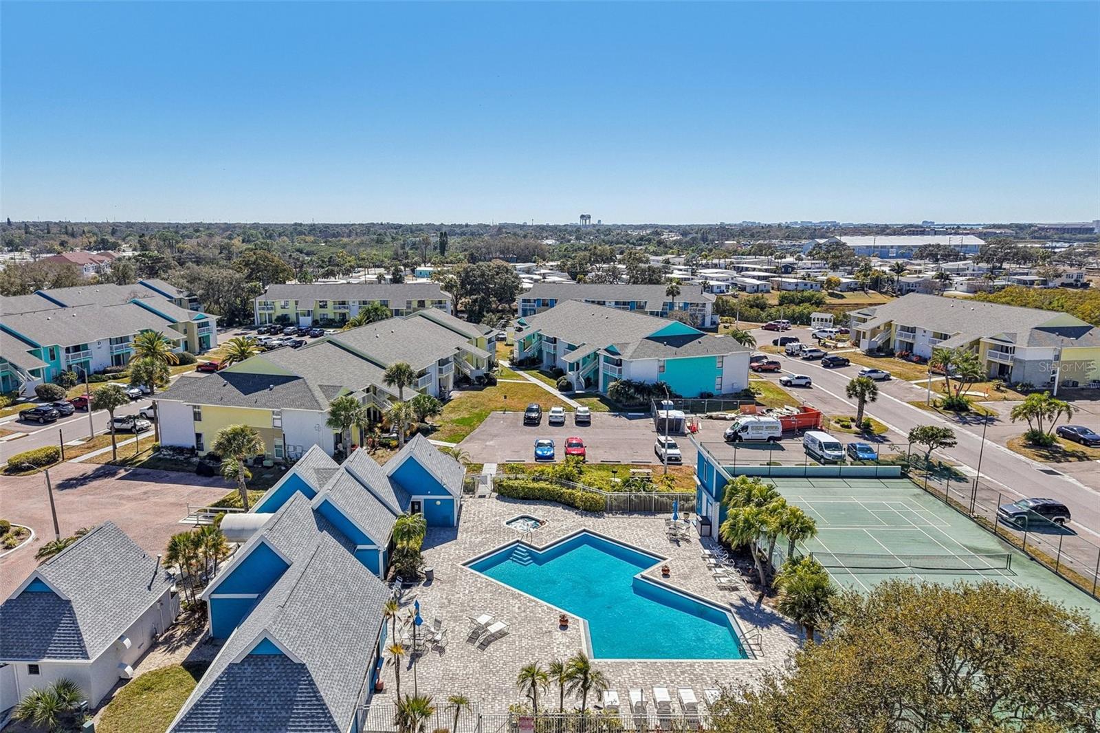 HARBOR CLUB CONDO - Residential