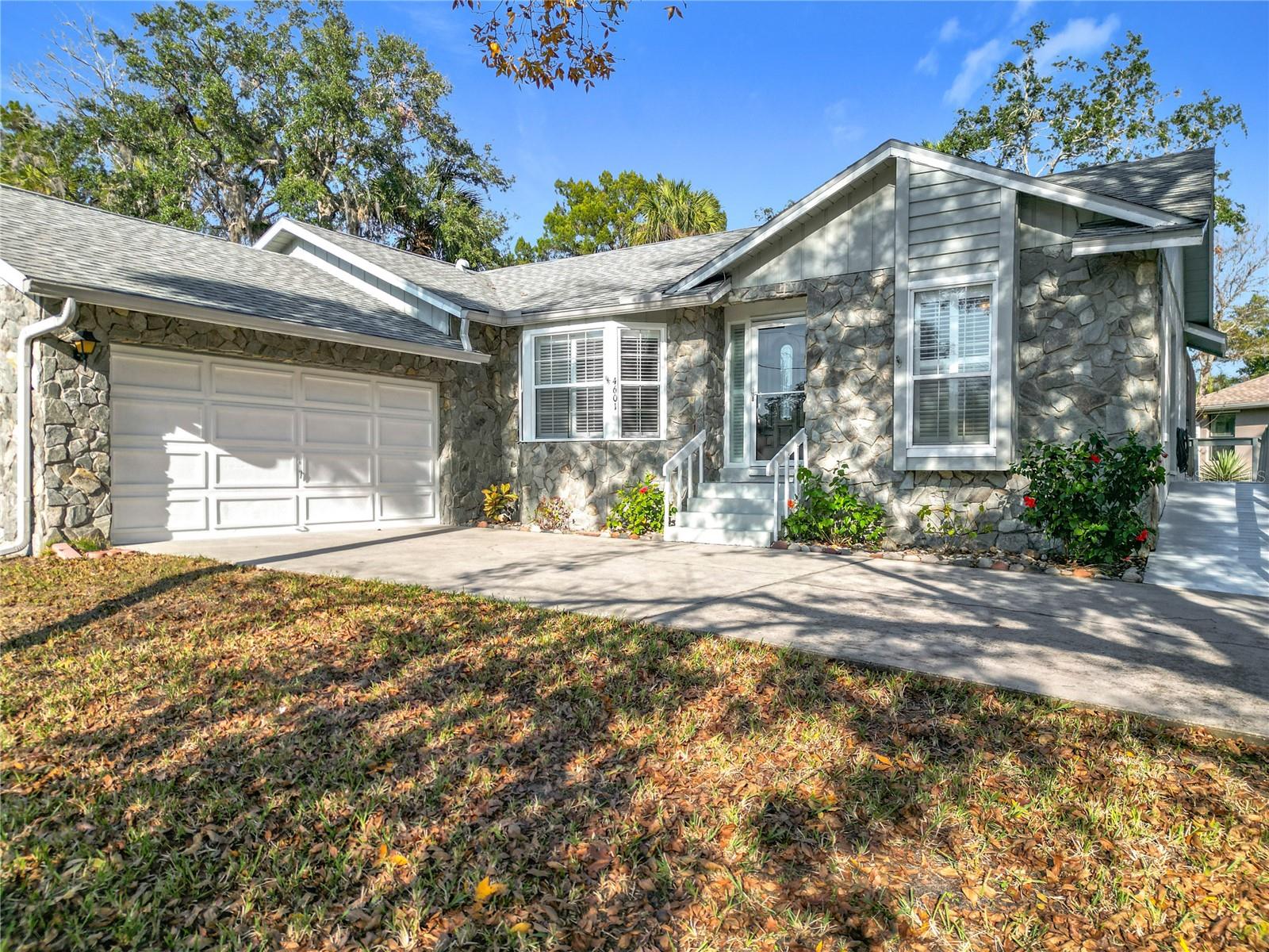 4601 S GATOR LOOP