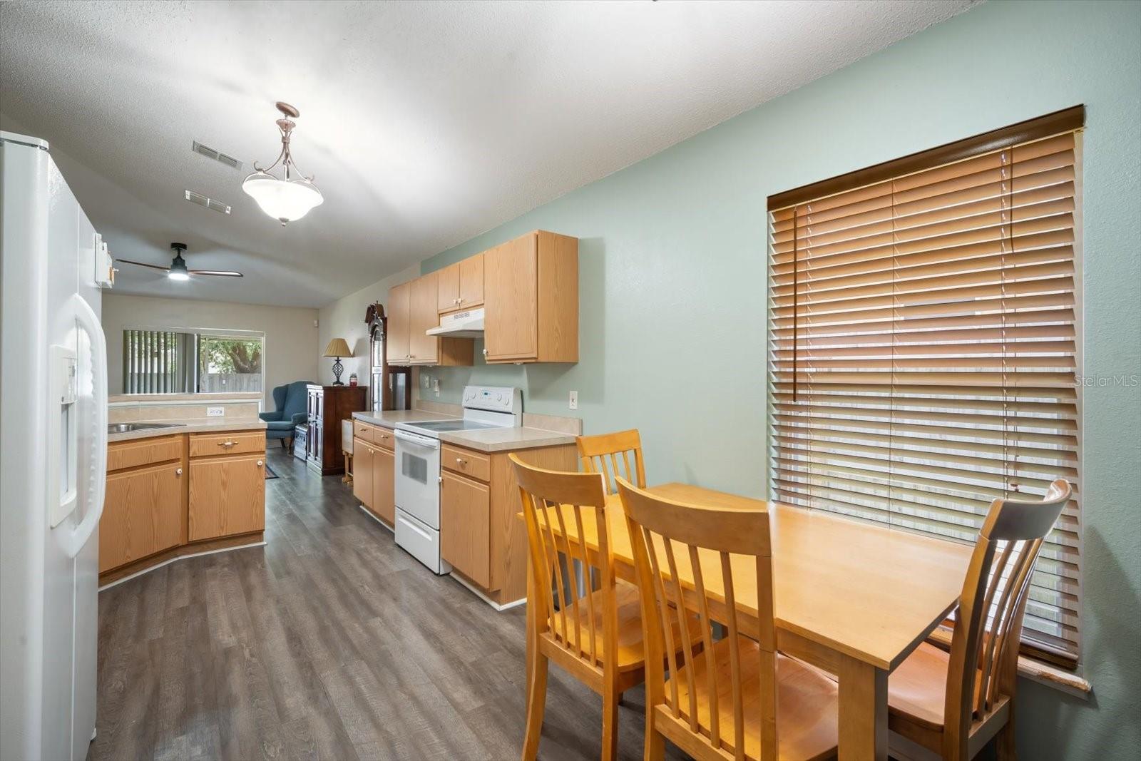 24841 MARY BETH COURT