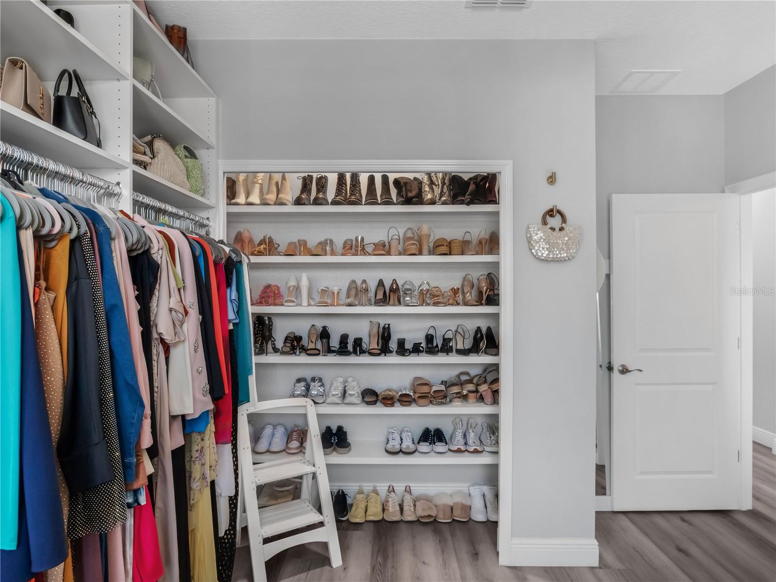 WINDING BAY PH 1B - Residential