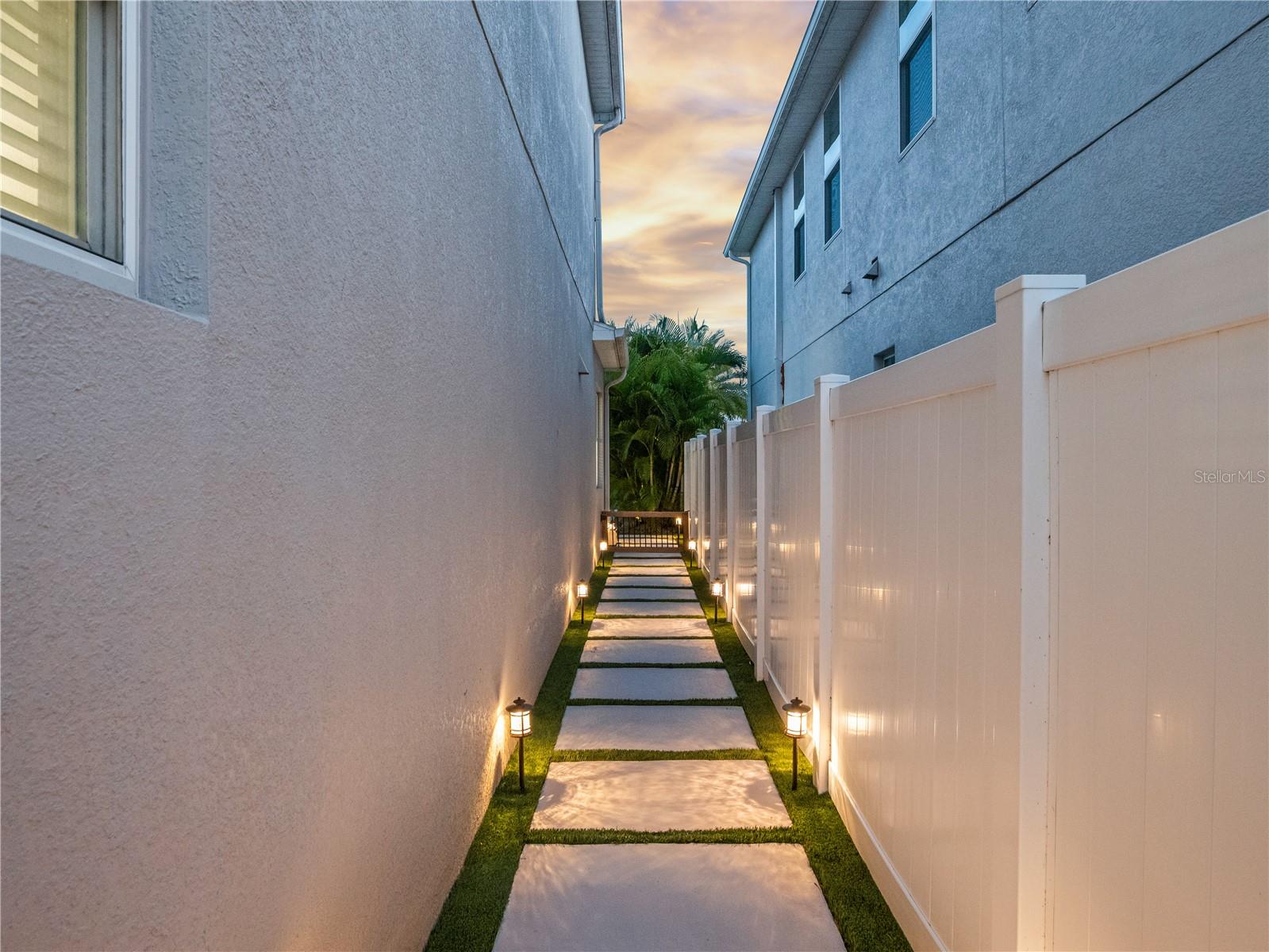 WINDING BAY PH 1B - Residential