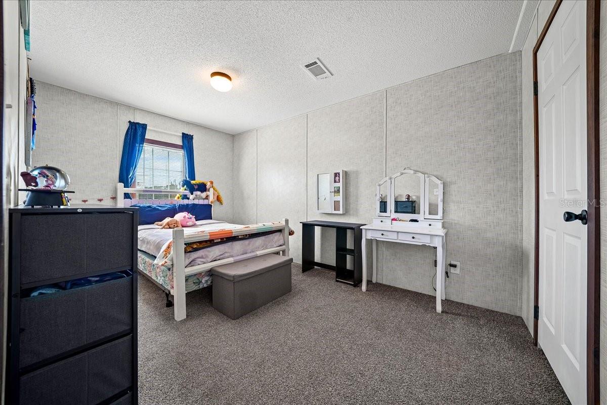 ROLLING OAKS - Residential