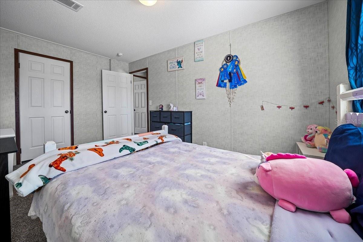 ROLLING OAKS - Residential