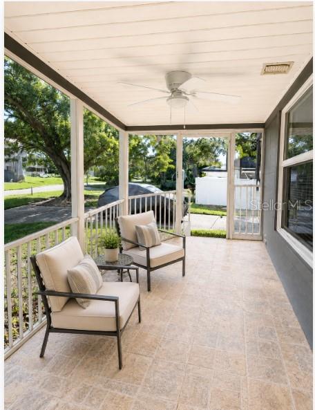 Tiny photo for 130 E Dicie Avenue, Eustis, FL 32726 (MLS # G5116263)