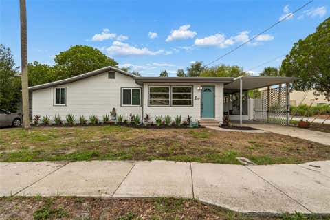 Photo of 1004 Washington Avenue, Largo, FL 33770 (MLS # TB8514922)
