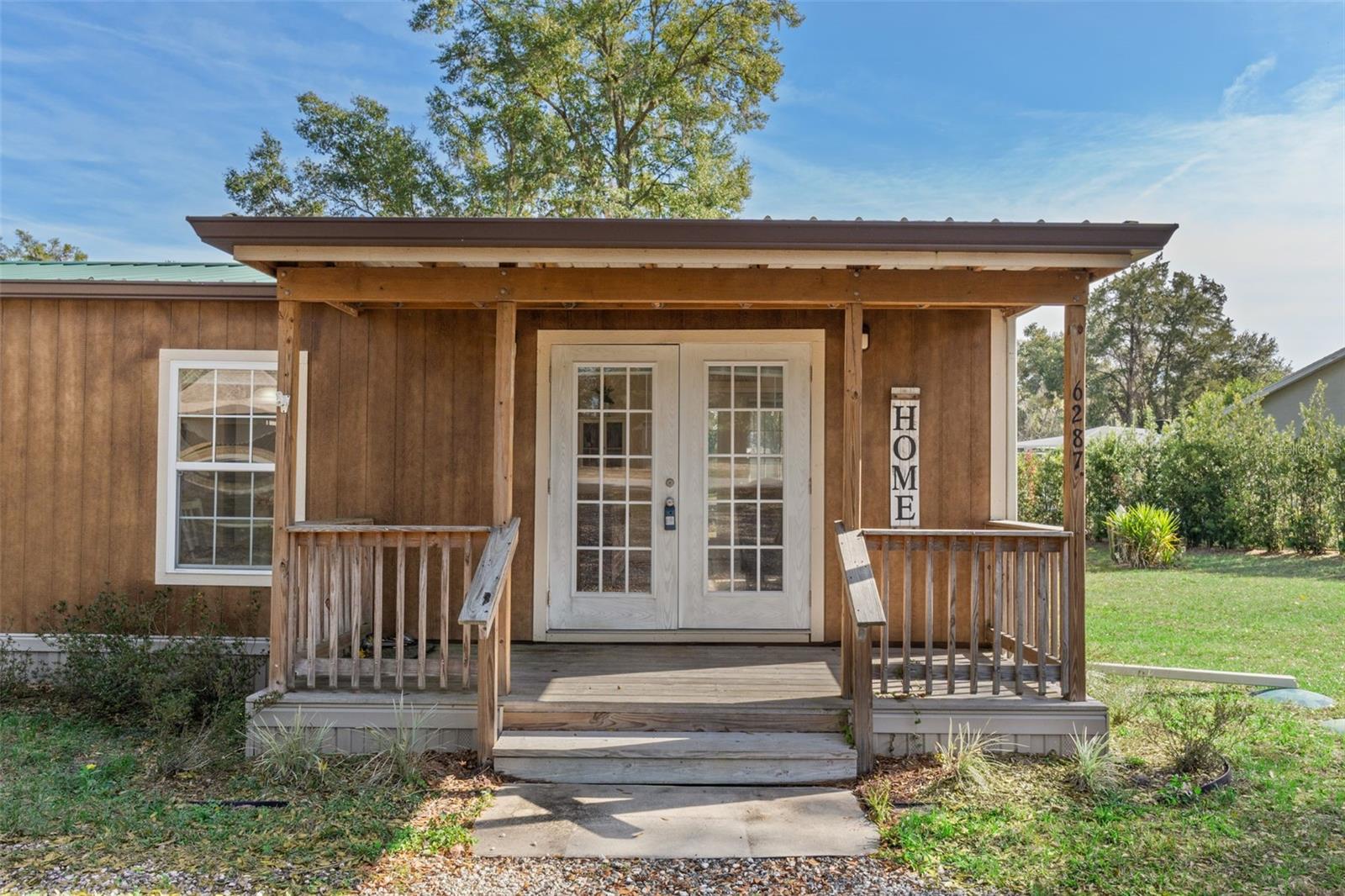 RIVER LAKES MANOR UNIT 01 - Residential