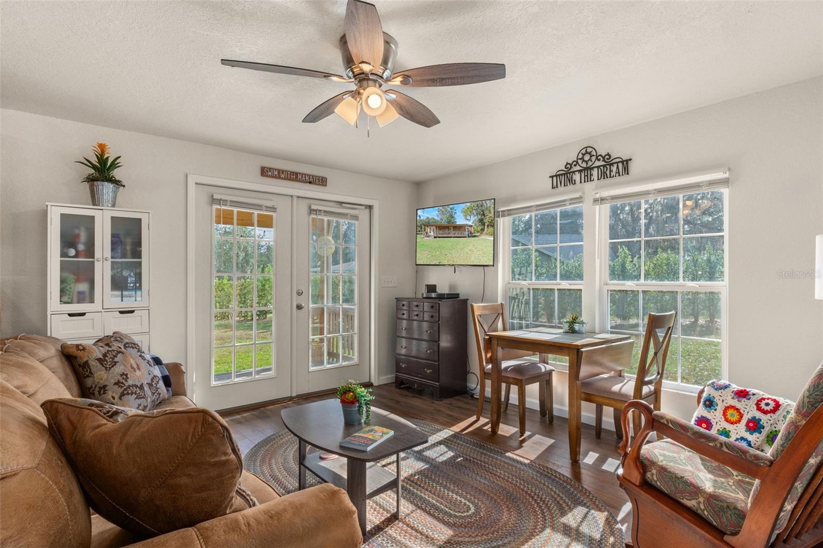 RIVER LAKES MANOR UNIT 01 - Residential