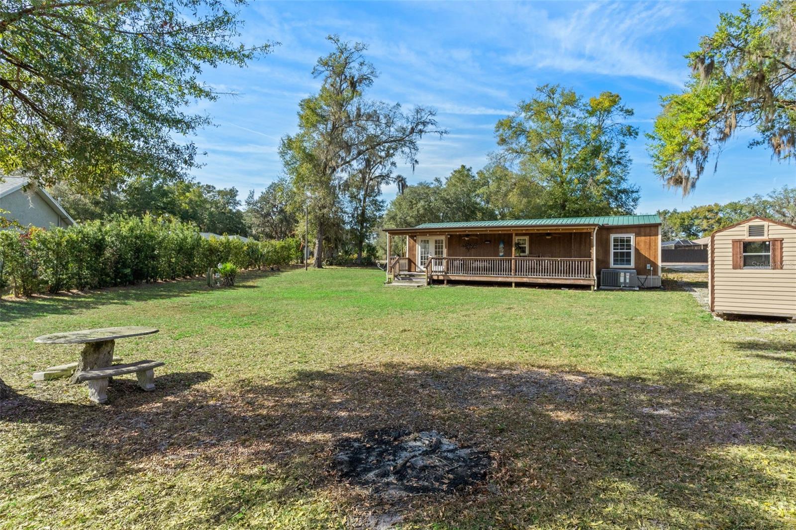 RIVER LAKES MANOR UNIT 01 - Residential