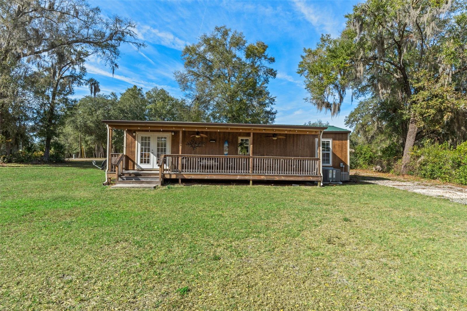 RIVER LAKES MANOR UNIT 01 - Residential